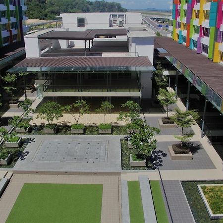 Aeropod Kk Studio Unit 09 Near Airport And City Free Parking Kota Kinabalu Bagian luar foto