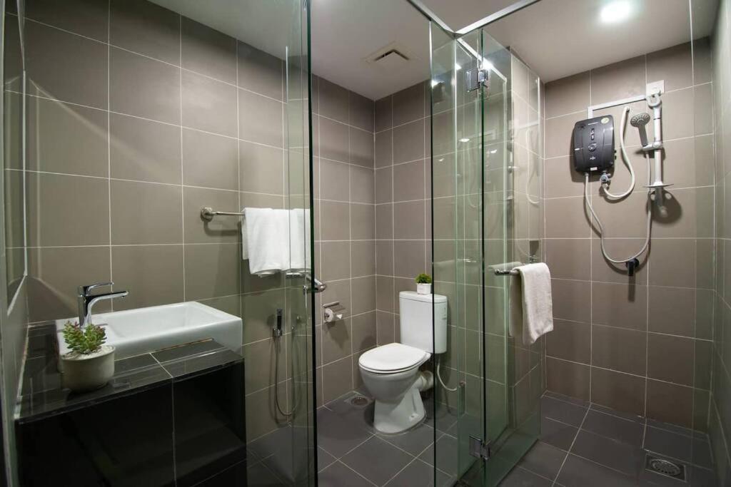 Aeropod Kk Studio Unit 09 Near Airport And City Free Parking Kota Kinabalu Bagian luar foto
